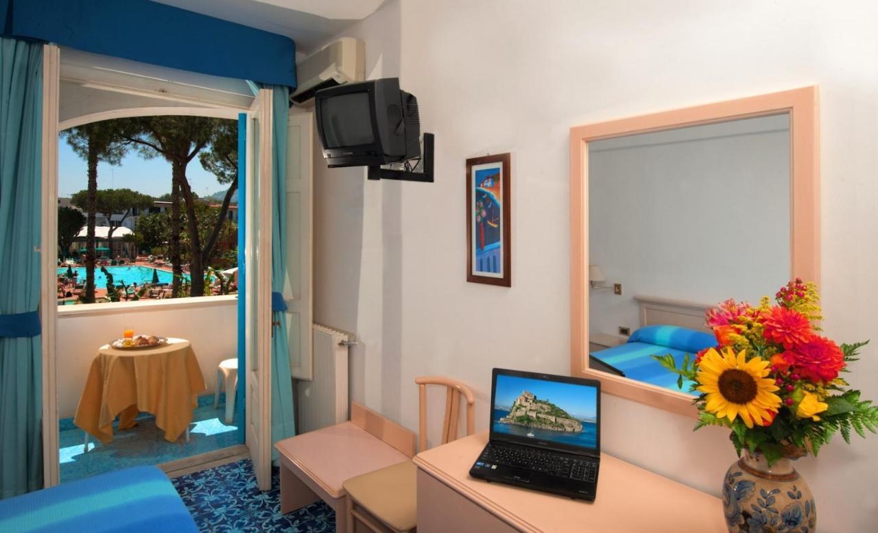 Hotel Villa Hermosa Ischia Quarto foto